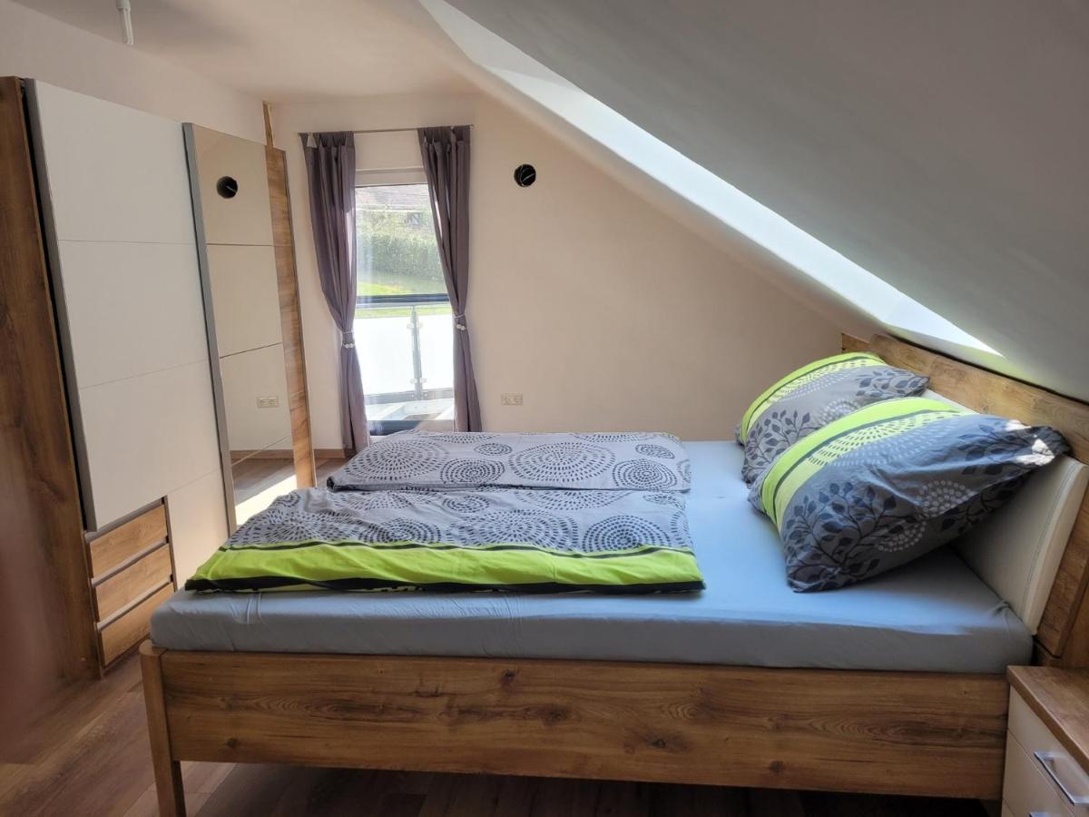 Ferienwohnung Schertel - Dorsbrunn Pleinfeld Eksteriør billede