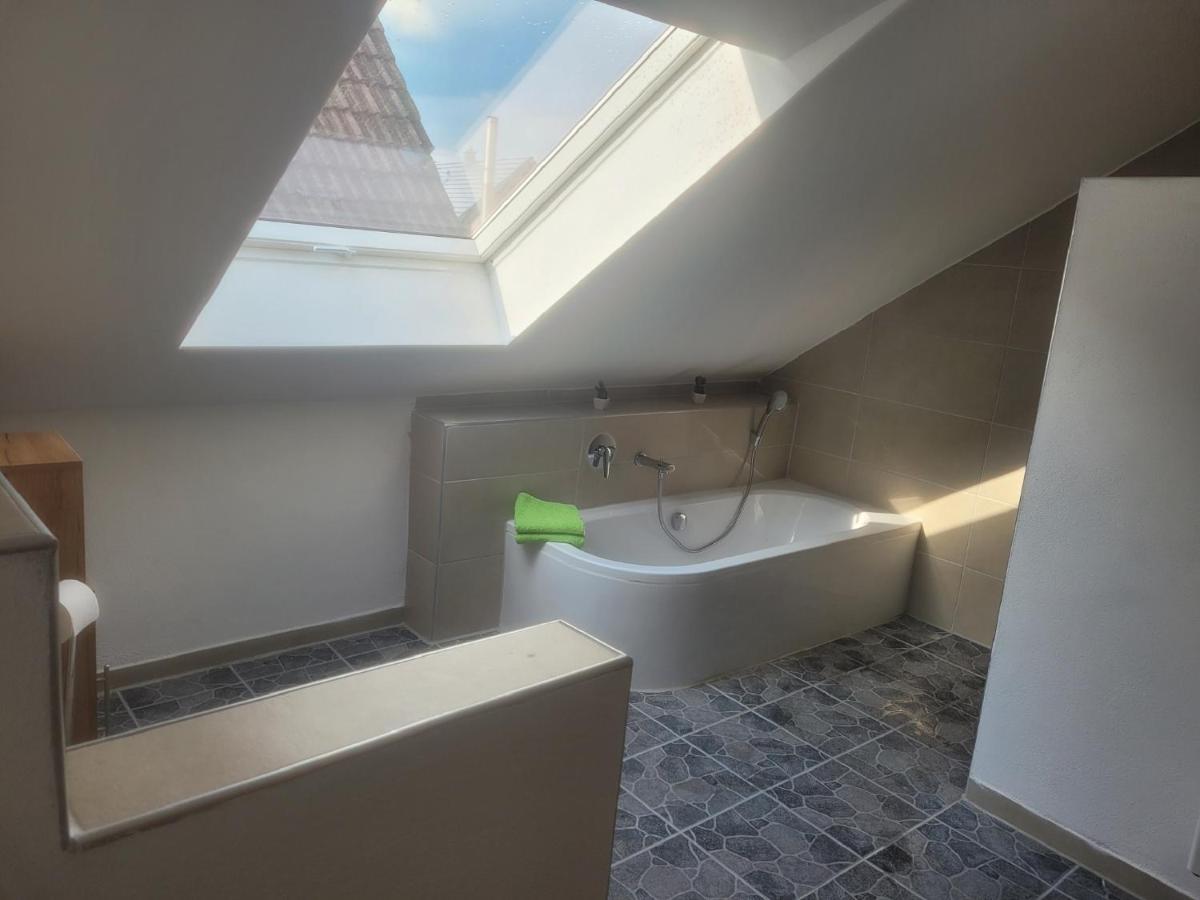 Ferienwohnung Schertel - Dorsbrunn Pleinfeld Eksteriør billede