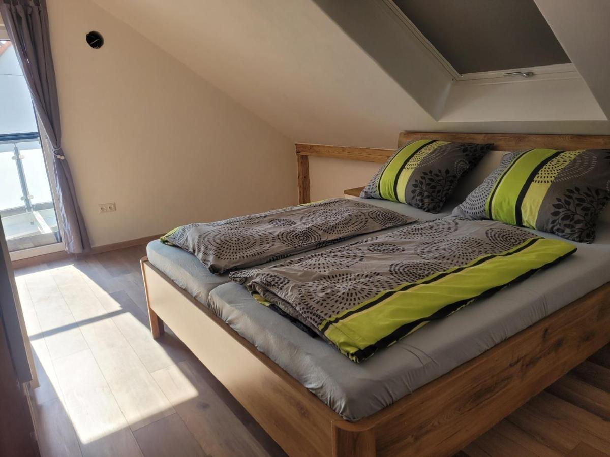 Ferienwohnung Schertel - Dorsbrunn Pleinfeld Eksteriør billede